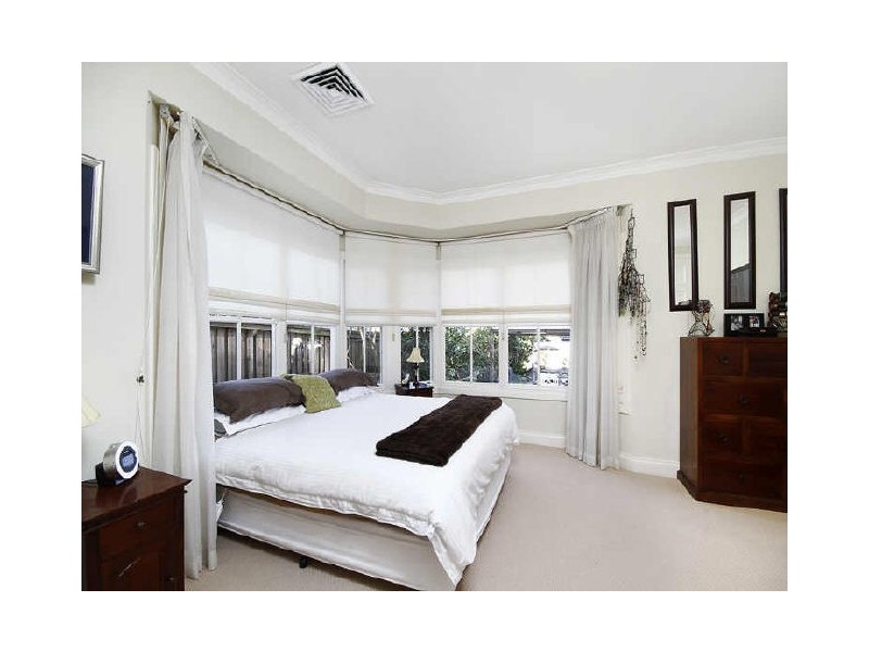 67 Livingstone Avenue, Pymble NSW 2073