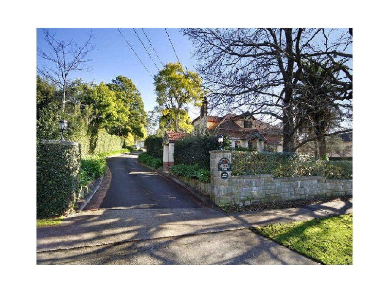 67 Livingstone Avenue, Pymble NSW 2073