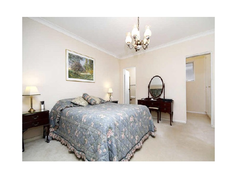 27 Andrew Avenue, West Pymble NSW 2073