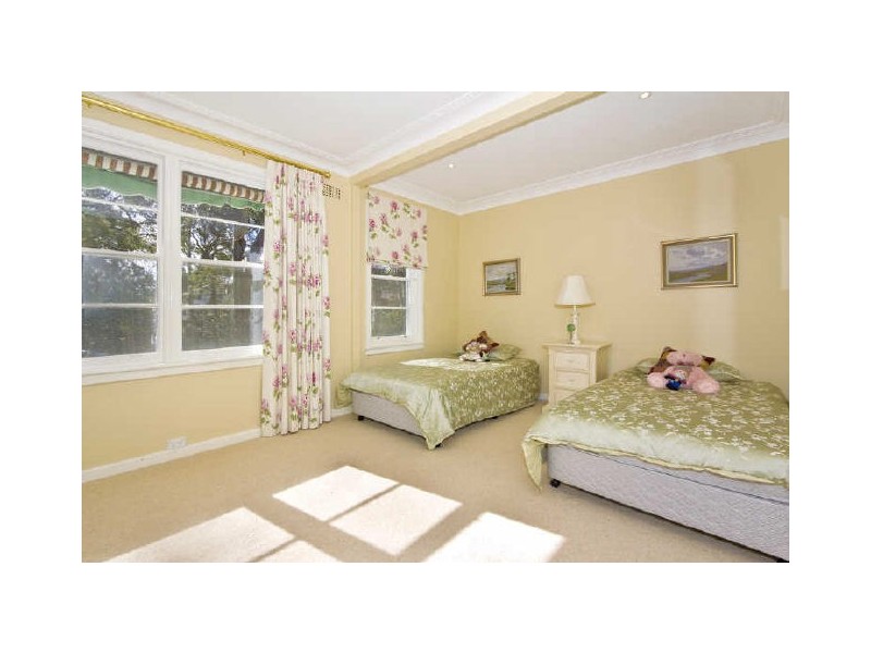 11 Woolcott Avenue, Wahroonga NSW 2076