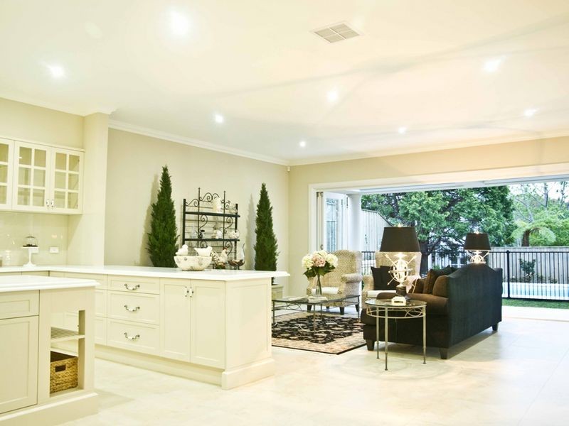 8A The Crest, Killara NSW 2071