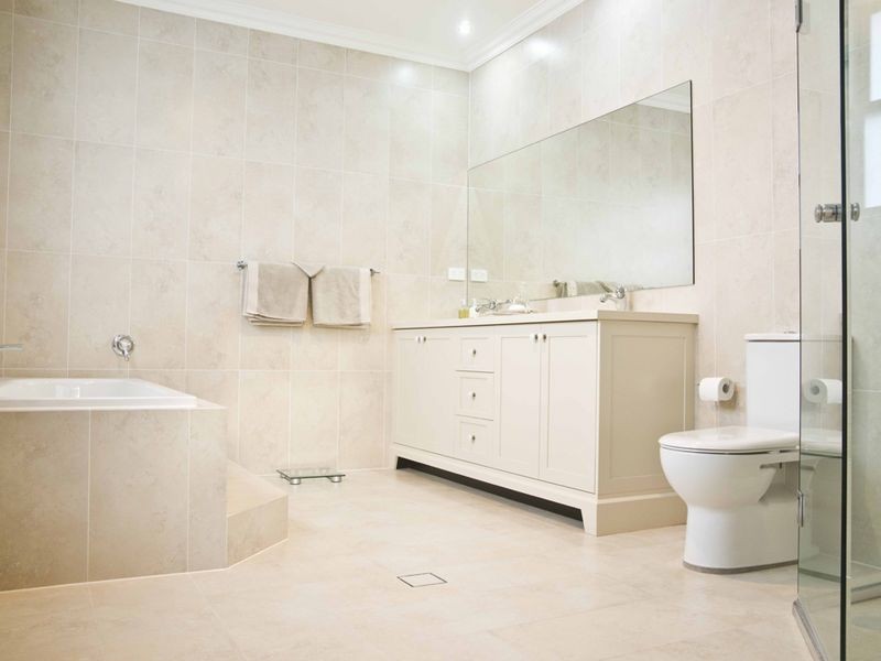 8A The Crest, Killara NSW 2071