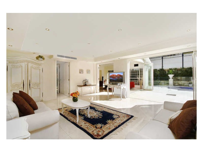 20 Macquarie Road, Pymble NSW 2073