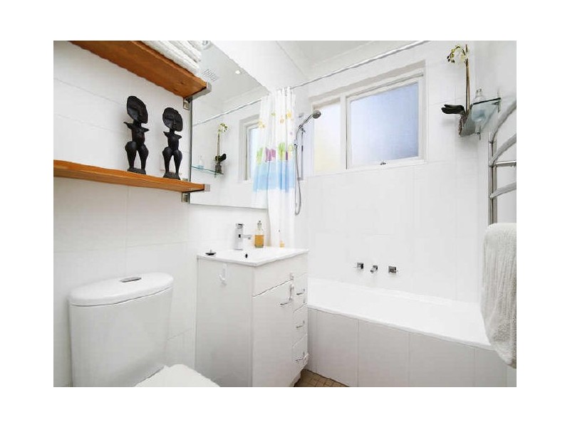 41 Avon Road, Pymble NSW 2073