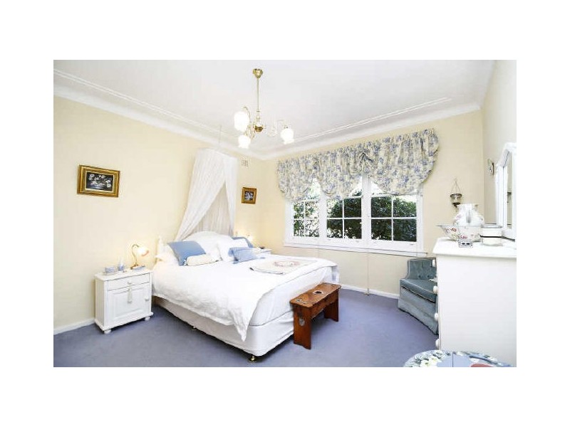 4 Golfers Parade, Pymble NSW 2073