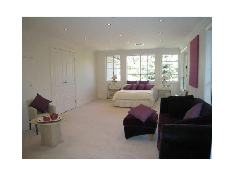 22 Macquarie Road, Pymble NSW 2073