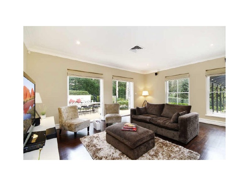 12 Penrhyn Avenue, Pymble NSW 2073