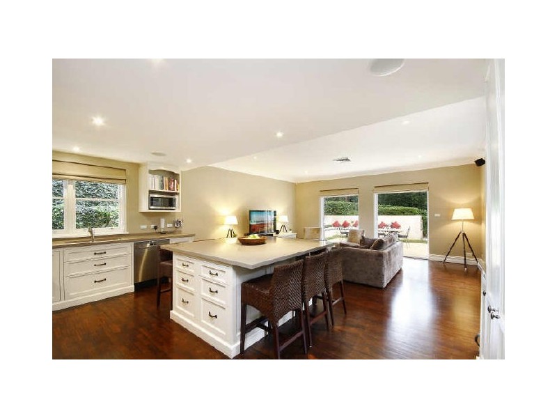 12 Penrhyn Avenue, Pymble NSW 2073