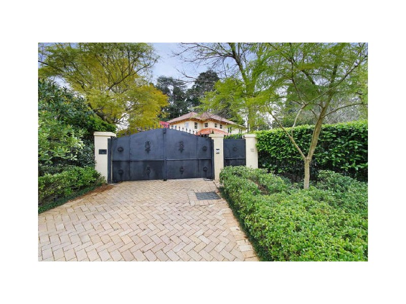 12 Penrhyn Avenue, Pymble NSW 2073