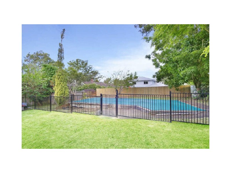 100 Livingstone Avenue, Pymble NSW 2073