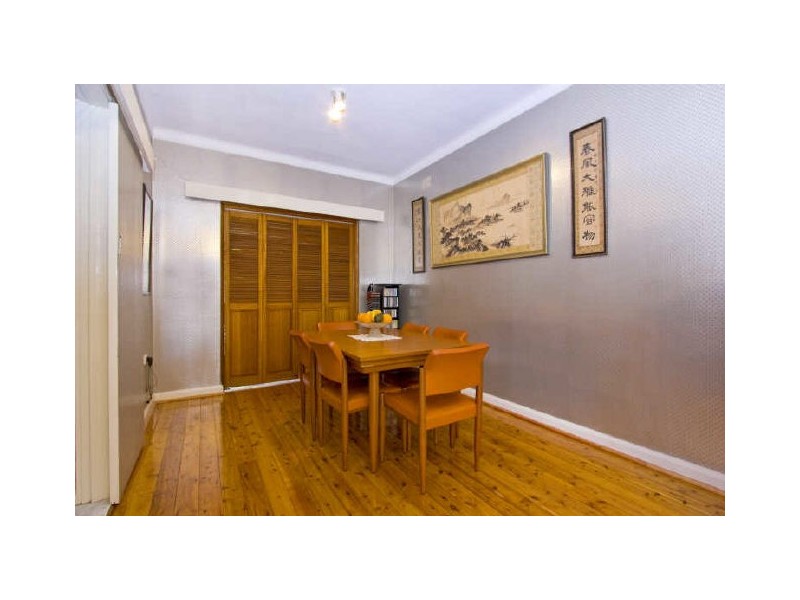 100 Livingstone Avenue, Pymble NSW 2073