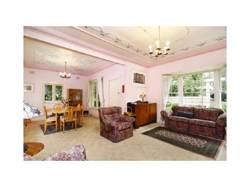 18 Cyrus Avenue, Wahroonga NSW 2076