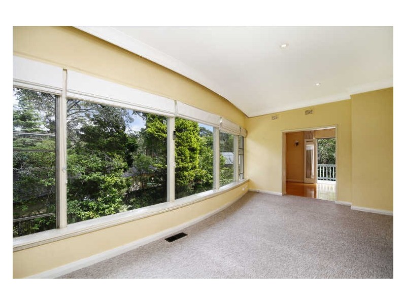 2 Lonsdale Avenue, Pymble NSW 2073