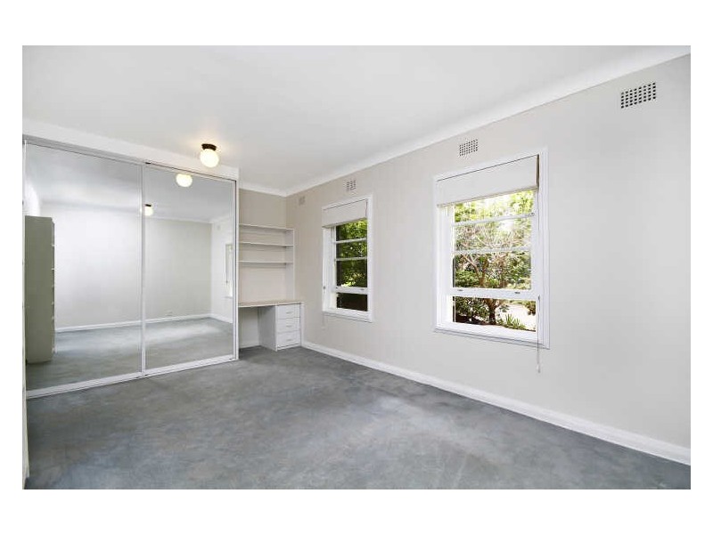 2 Lonsdale Avenue, Pymble NSW 2073