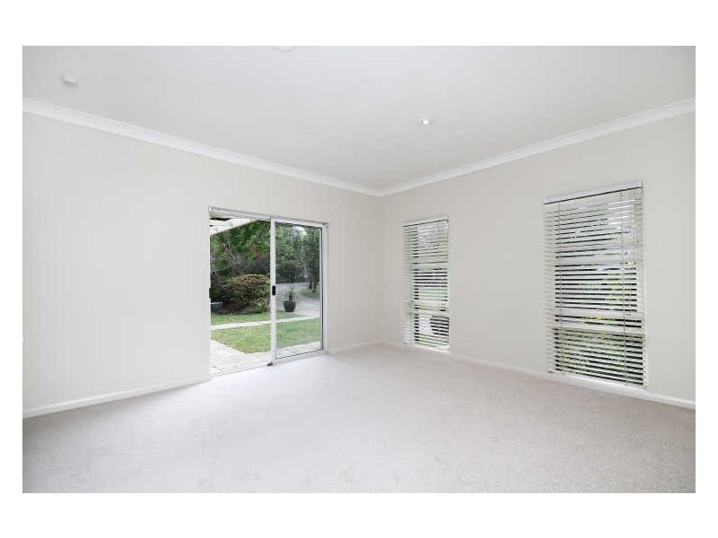 2 Lonsdale Avenue, Pymble NSW 2073