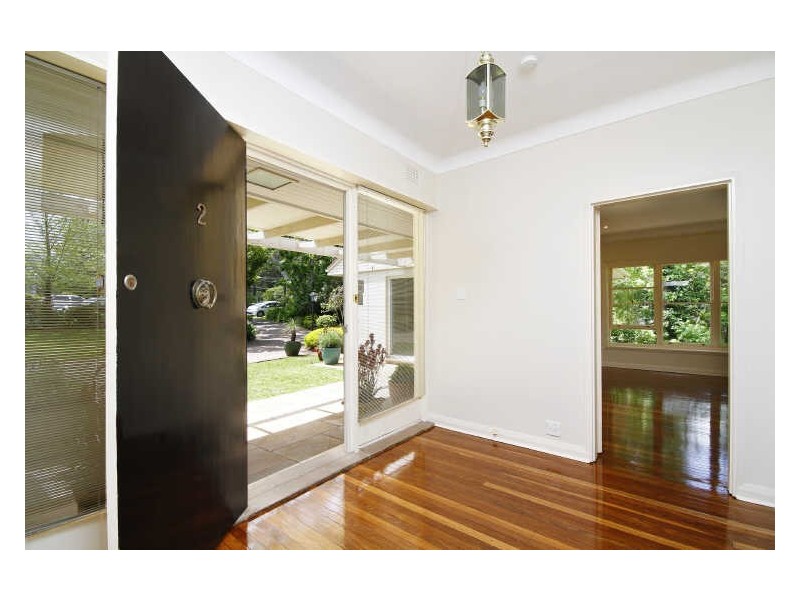 2 Lonsdale Avenue, Pymble NSW 2073