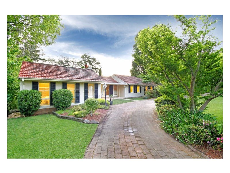 2 Lonsdale Avenue, Pymble NSW 2073