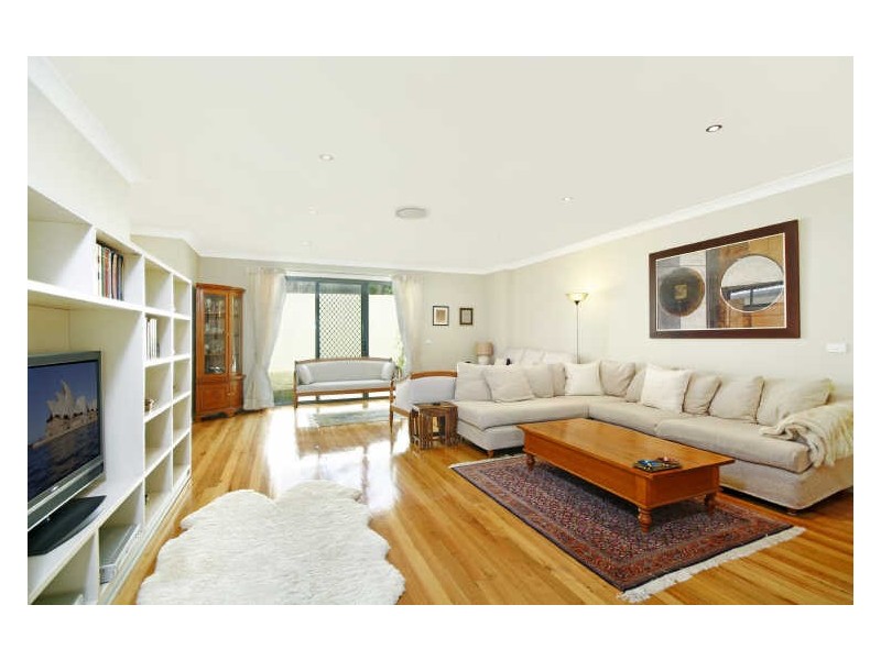 2D Greendale Avenue, Pymble NSW 2073