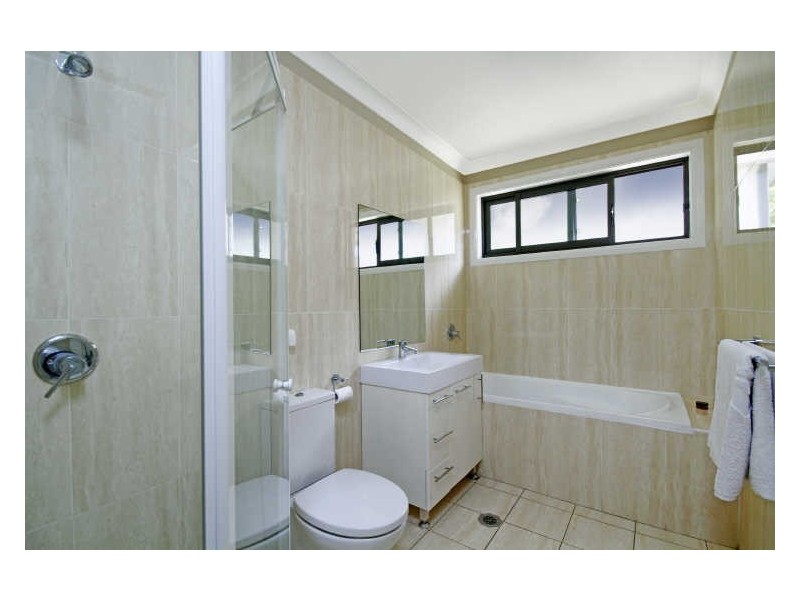 2D Greendale Avenue, Pymble NSW 2073