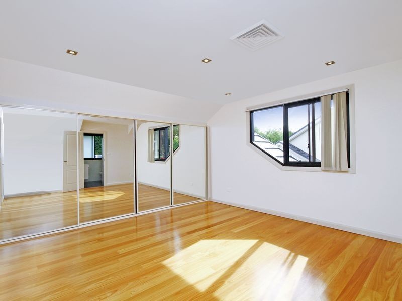 32 Tennyson Avenue, Turramurra NSW 2074