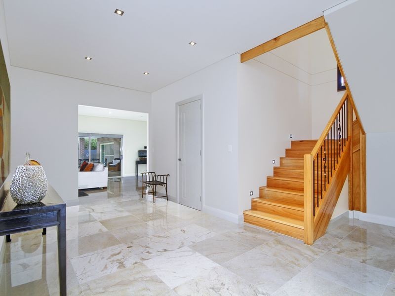 1 Challis Avenue, Turramurra NSW 2074