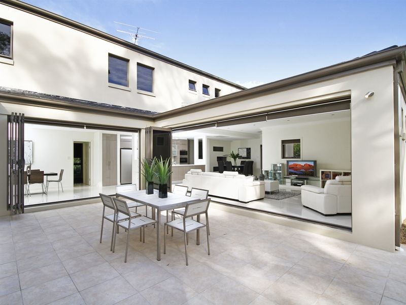 1 Par Close (4 Greenway Drive), Pymble NSW 2073