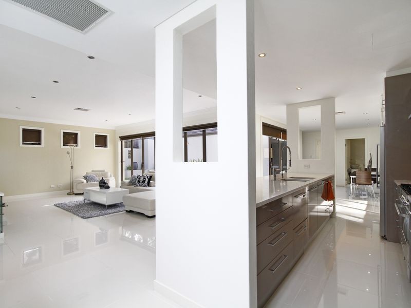 1 Par Close (4 Greenway Drive), Pymble NSW 2073