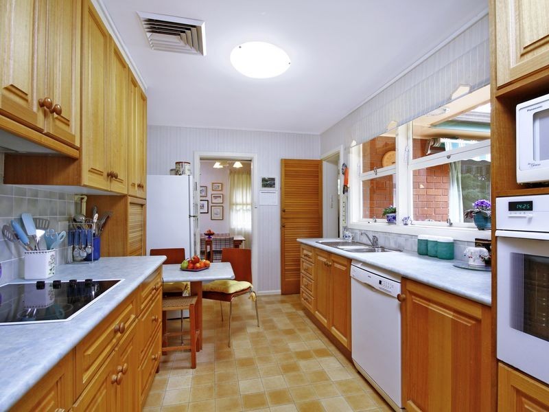18 Todman Avenue, West Pymble NSW 2073