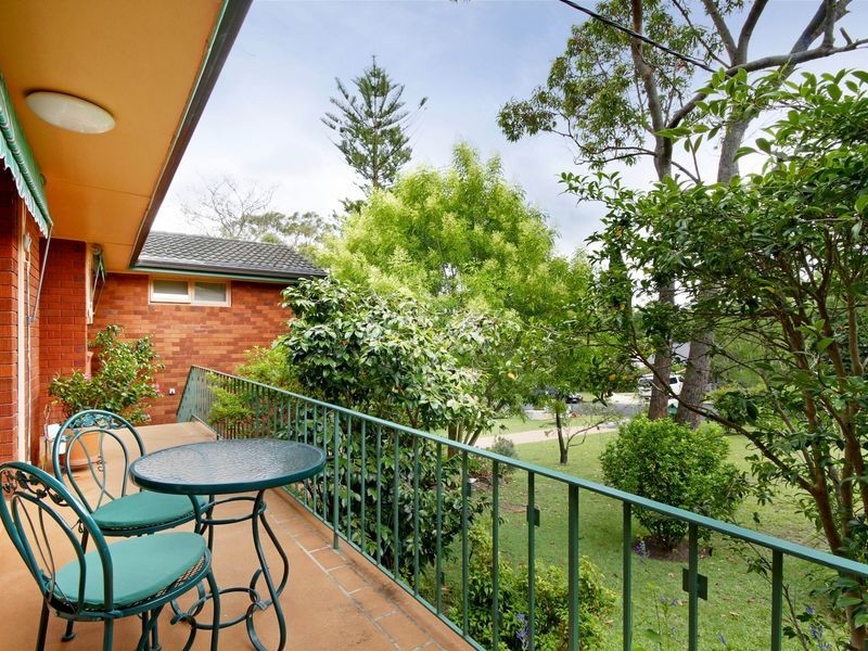 18 Todman Avenue, West Pymble NSW 2073