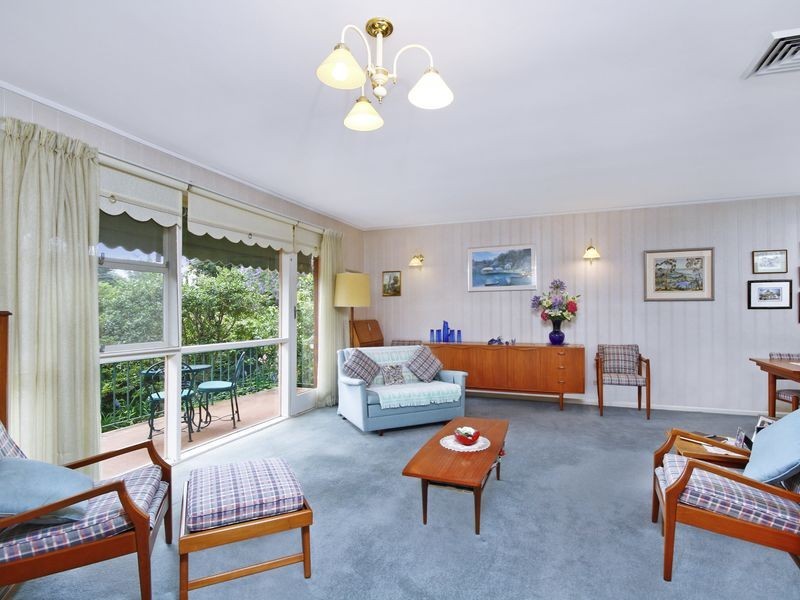 18 Todman Avenue, West Pymble NSW 2073