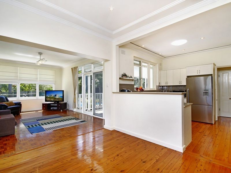 5 Wyomee Avenue, West Pymble NSW 2073