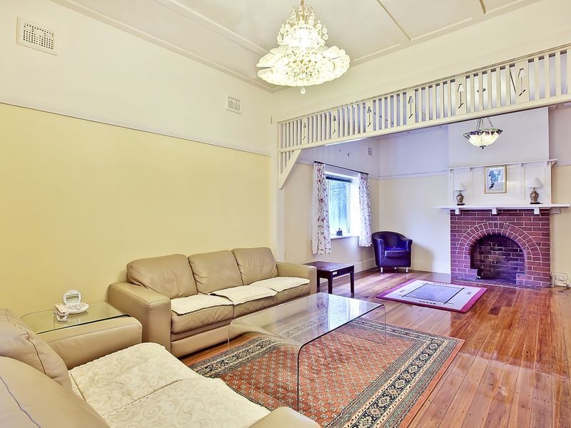 19 Woodside Avenue, Lindfield NSW 2070