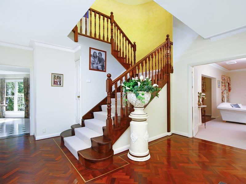 11 St Andrews Drive, Pymble NSW 2073