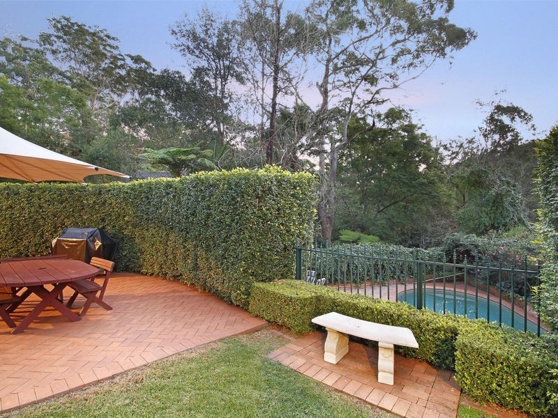 11 St Andrews Drive, Pymble NSW 2073