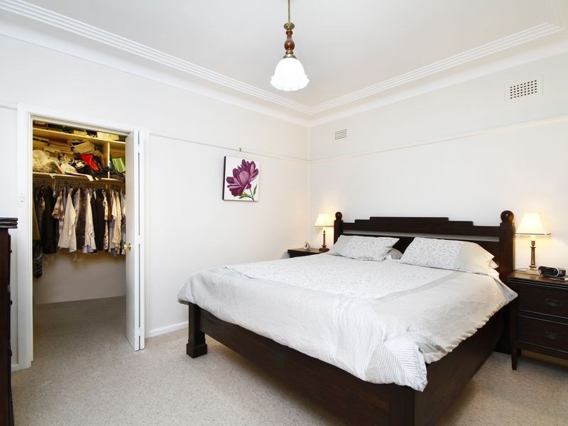 30 Reynolds Street, Pymble NSW 2073