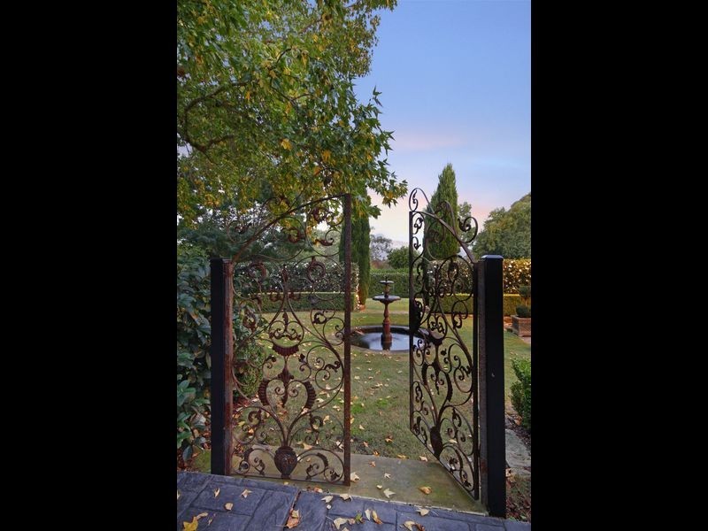 28 Crown Road, Pymble NSW 2073