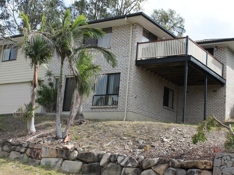 7 Hillside Cresent, Edens Landing QLD 4207