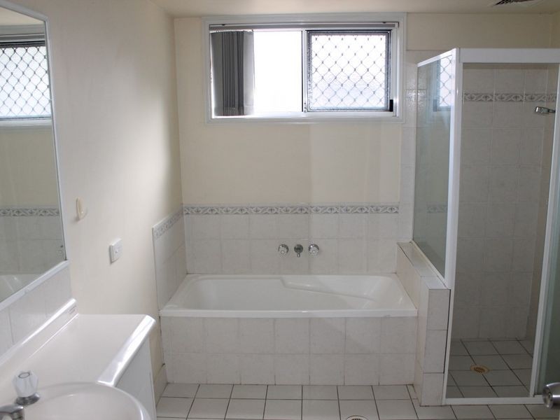 33 Susan Godfrey Drive, Windaroo QLD 4207