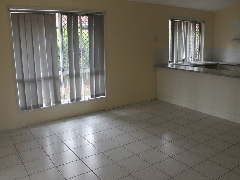 33 Susan Godfrey Drive, Windaroo QLD 4207