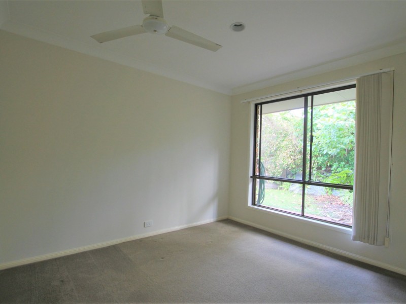 8 Rowsell Court, Mount Warren Park QLD 4207
