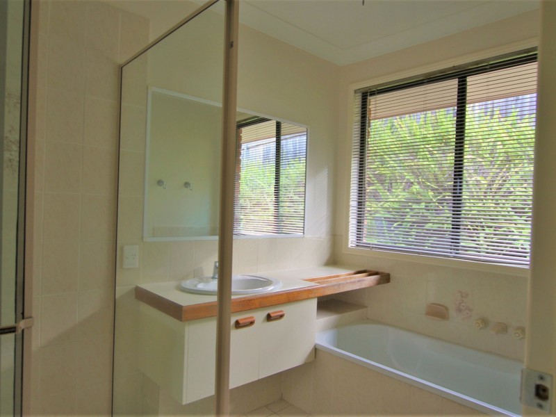 8 Rowsell Court, Mount Warren Park QLD 4207