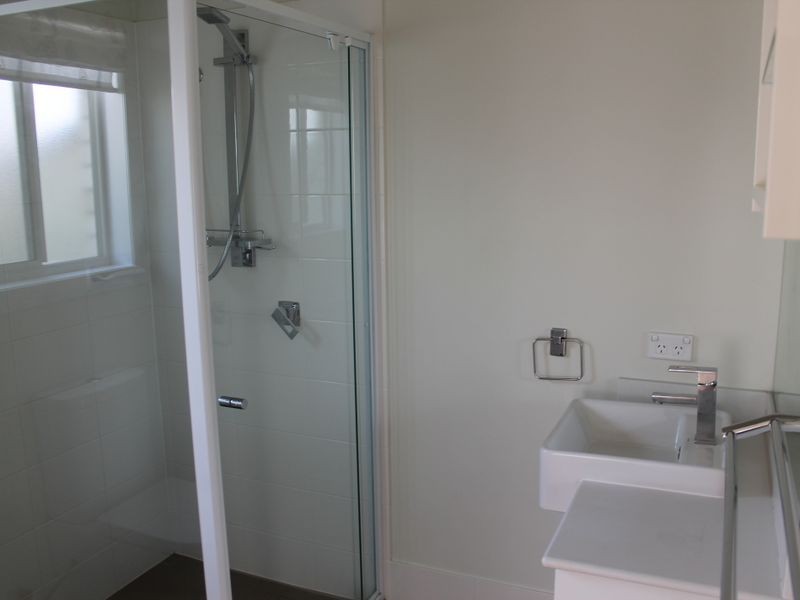 8 Ravensbourne Circuit, Waterford QLD 4133