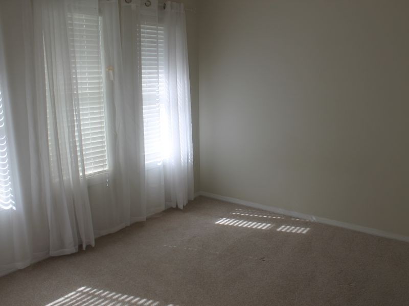 8 Ravensbourne Circuit, Waterford QLD 4133