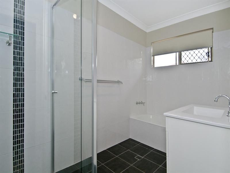 10 Vromans Court, Edens Landing QLD 4207