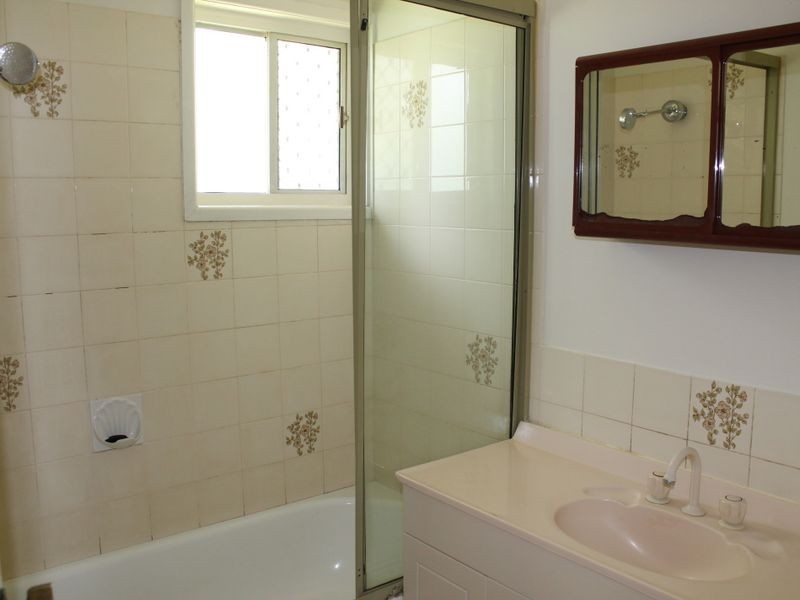 12 Jarvis Street, Holmview QLD 4207