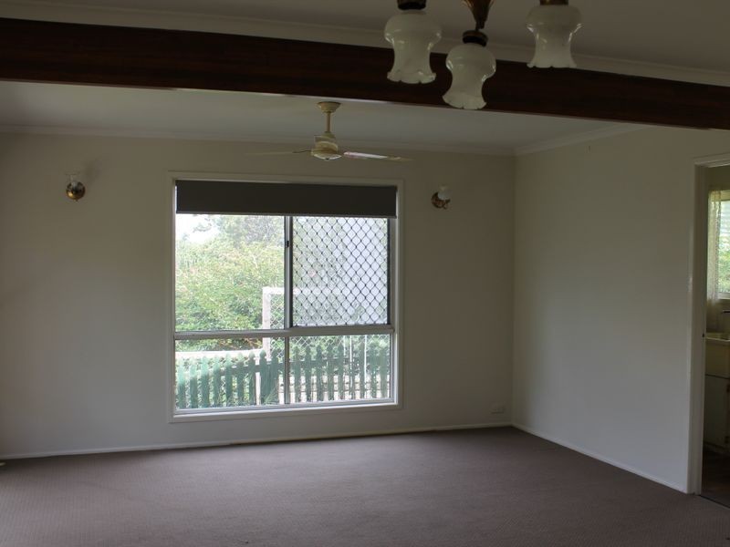 12 Jarvis Street, Holmview QLD 4207