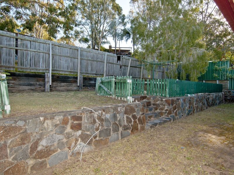 12 Jarvis Street, Holmview QLD 4207