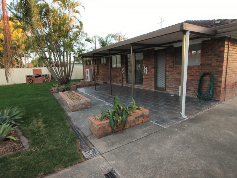 9 Montrose Ave, Bethania QLD 4205