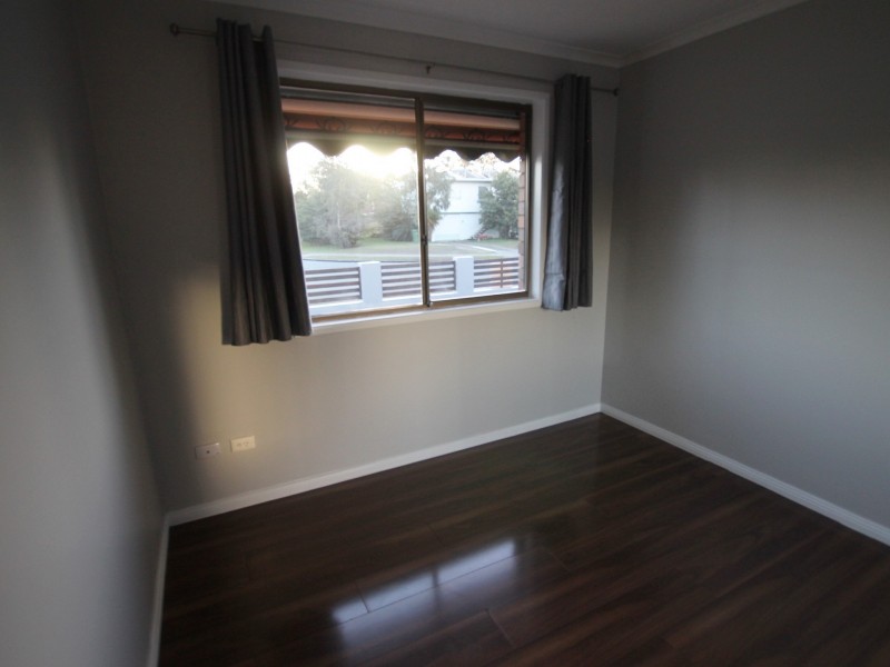 9 Montrose Ave, Bethania QLD 4205