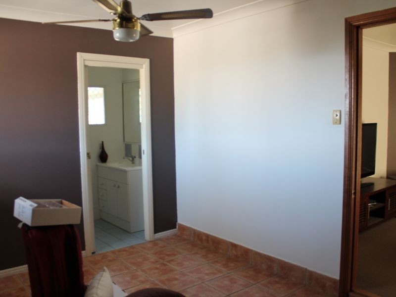 8 Mulligan Way, Edens Landing QLD 4207